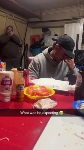 What could he have possibly been thinking #viral #funny #slap 