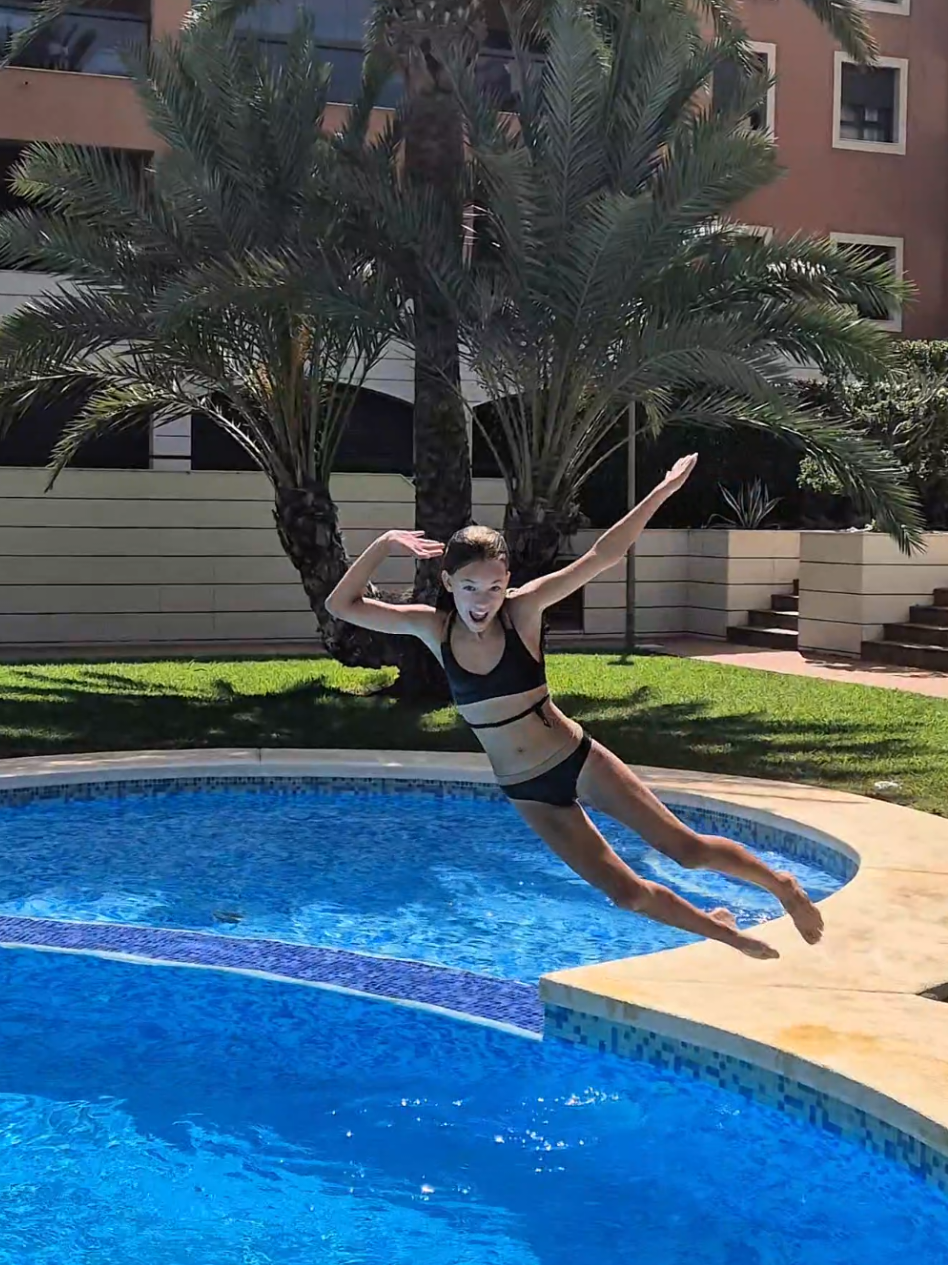 Sunny Summer Day!☀️🌊 #pool #trend #Summer #fyp #fun 