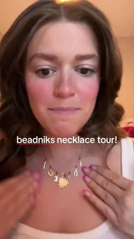 @beadniks_chicago necklace tour! My eyes go crazy when I look in the mirror sorry lmfao #beadnikschicago #chicagoinfluencer #chicagocontentcreators 