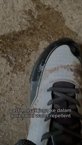 Nyaman untuk trail ringan sekaligus cocok digunakan sehari-hari. #AlltrekFits #Versatrail #TrailReadyDailySteady r7fbux85