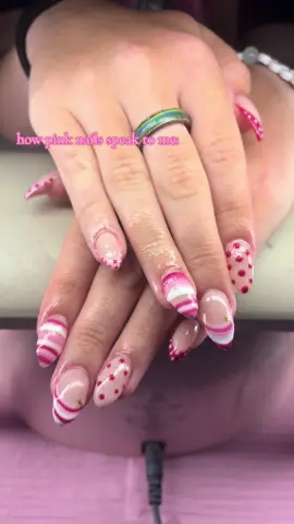 it’s definitely an all love relationship 😍🩷  go book summer deals!!  #gelx #nailsoftiktok #xybca #pinknails #beginnernailtech 