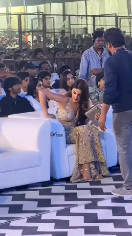 one word for Bollywood actress #foryou #foryoupage #viralvideo #fyp 