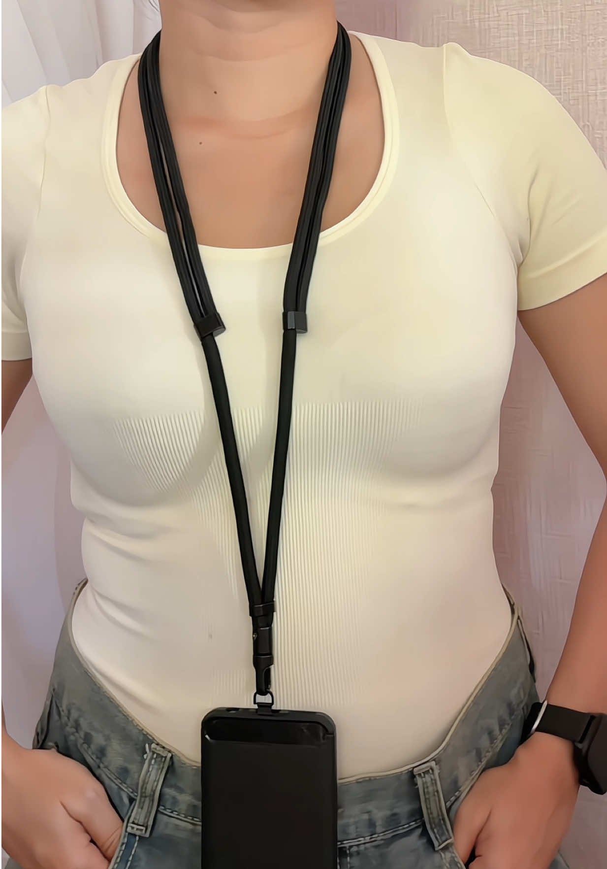 What you see is what you get! Super matibay at makapal talaga sya. 10/10 ka sakin 💛 #phonelanyard #lanyard #phoneaccessories #phoneholder #mobilephonelanyard 