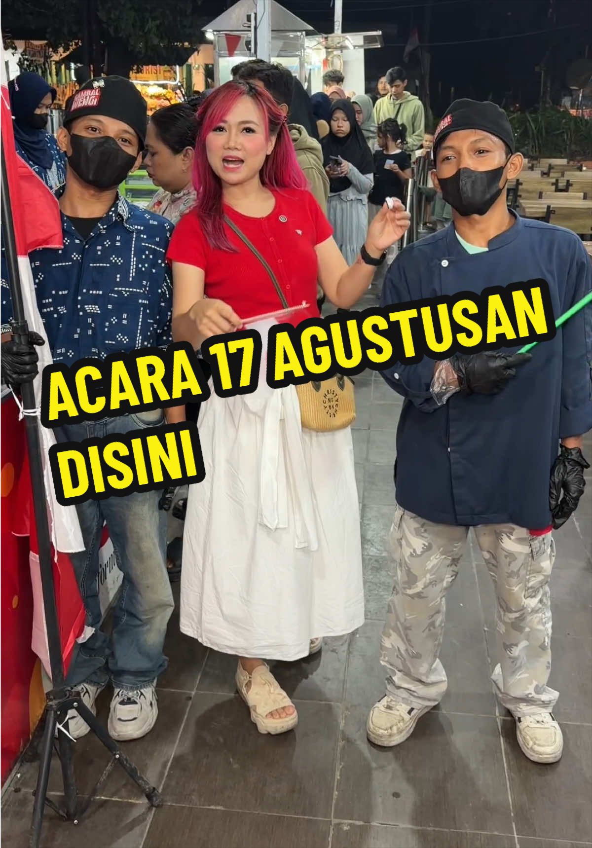 Acara 17 agustusan disini 👏🏻😍 mayan bgt diskon 17%…pdahal udah kesekian kali nya kesini pasti balik lagi balik lagi suka sama menu nya apalg sambel nya gratis 🤣  #sambalwengicikarang #sambalwengi #sambelwengi #garagaragina #kulinercikarang 