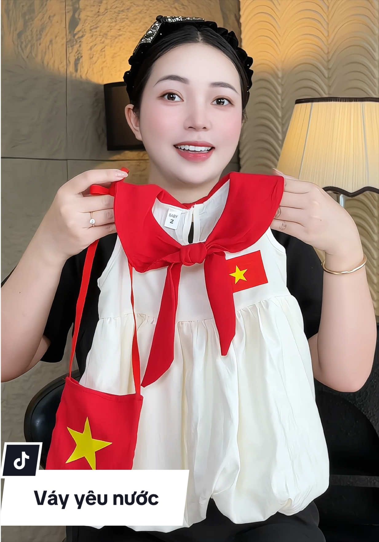 Vây yêu nước cho bé gái đi chơi lễ 2/9 #meminmax95 #quanaotreem #vaychobe #vayyeunuoc 