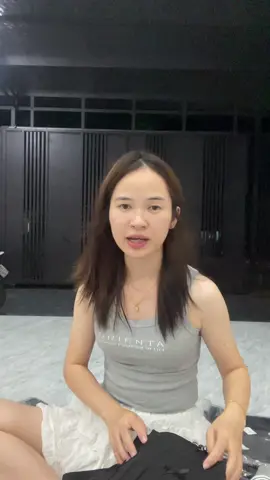 Cùng Nhung xem hàng mới về có gì nào??  Bán quần áo trẻ em khó hay dễ mọi người ơi??  #Vlog #nhậtkýbánquầnáo #quầnáo #trẻem 