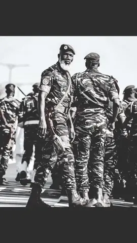 #armeesenegalaise #sapeurpompier #millitaire #police #gendarmerienationale 