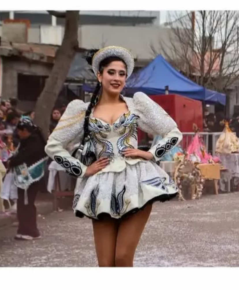 🤍✨ #sansimon #lapaz_bolivia🇧🇴 #caporales #bolivia🇧🇴 #carnaval 