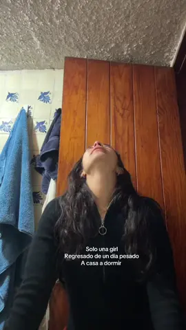 Ungrwm después de un día pesado, llegando a dormir a casita. Ya solo quería tocar la cama la verdad #ungrwm #girls #adormir #asrm 
