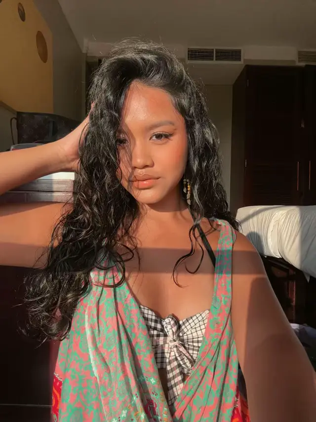 Tan Season