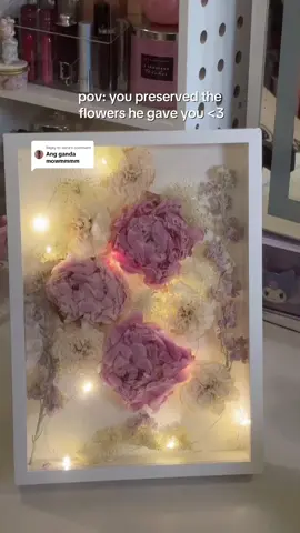 Replying to @asha so prettyyyy preserve your flowers now! 💐🥹 #flowers #silicagel #preservedflowers #shadowbox #bouquet 