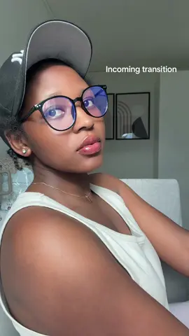 What else @Feffebussimusic  #makeuptransition #makeupchallenge #transitions 