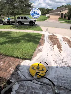 Degreasing this paver driveway! #pressurewashing #satisfying #asmr #surfacecleaning #clean