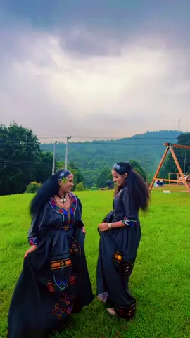 #ራያ_ራዩማ🌽🌾🌽🌾 #tigraytiktok🇻🇳🇻🇳tigraytiktok #couple #music #ethiopiantiktok @Lili and Alex 