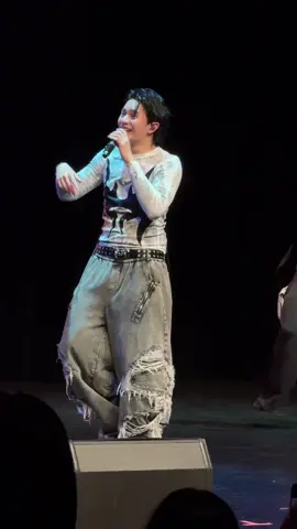 My favorite laugh 🥹 #lykn #lyknconcert #williamlykn #williamjkp #gmmtv 