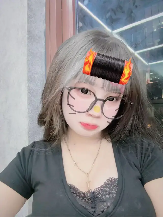 Vừa lòng mình là đủ , sao phải vừa lòng người . Những thứ mình thích , tại sao phải hỏi người khác có đẹp hay không. #xh #viral 