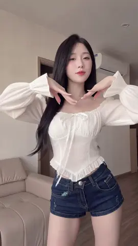 #nhaytiktok #gaixinh #xuhuong 