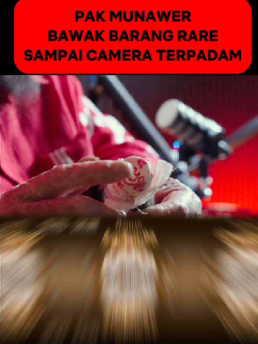 PAK MUNAWER BAWAK BARANG RARESAMPAI CAMERA TERPADAM@pakmunawer_official737 @podcastsembangohhyeahh #PakMunawer #SembangOhhYeahh #SOYPodcast #seriiskandarperak #AlamGhaib #IlmuHitam #MinyakDagu #CeritaSeram #PodcastSeram #podcast #PodcastMelayu #PodcastViral #kisahbenar #ParanormalMalaysia #HantuMalaysia #malaysi #MistikViralMalaysia #airbombohsolah #masukkubur #mistik