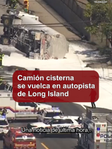 Un camión cisterna se volcó en Long Island , en el sector de Woodmere en el condado de Nassau. Los bomberos están esparciendo espuma para contener el derrame. No sé sabe qué causó el accidente. Esto es cerca del aeropuerto JFK y hay varias calles cerradas. #LongIsland #NuevaYork