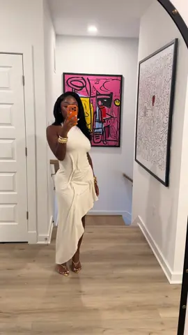 This dress is everything..#OOTD #outfitinspo #fyp 
