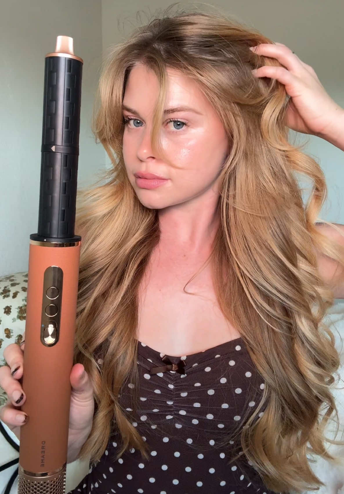 The power on this 4 in 1 airstyler is a game changer!! #TikTokshopbacktoschool #dreame #airstyler #airwrap #blowout  