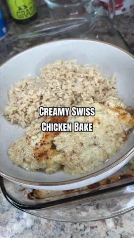 This has easily been one of my pregnancy cravings. Dinner really doesn’t get better or easier than this! #EasyRecipe #chickenrecipe #comfortfood #quickrecipes #DinnerIdeas 