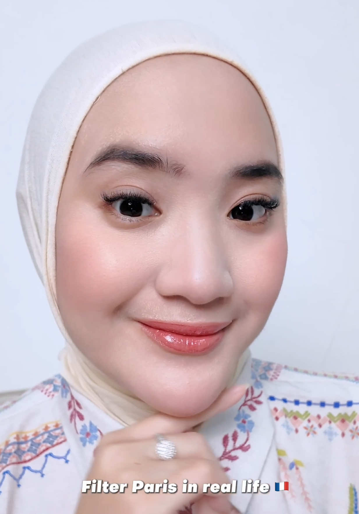 Cuma pake TWC Powder berasa pakai filter paris in real life😍✨ #G2GTwoWayCakeMini #twcmini #minitwowaycake #touchup 