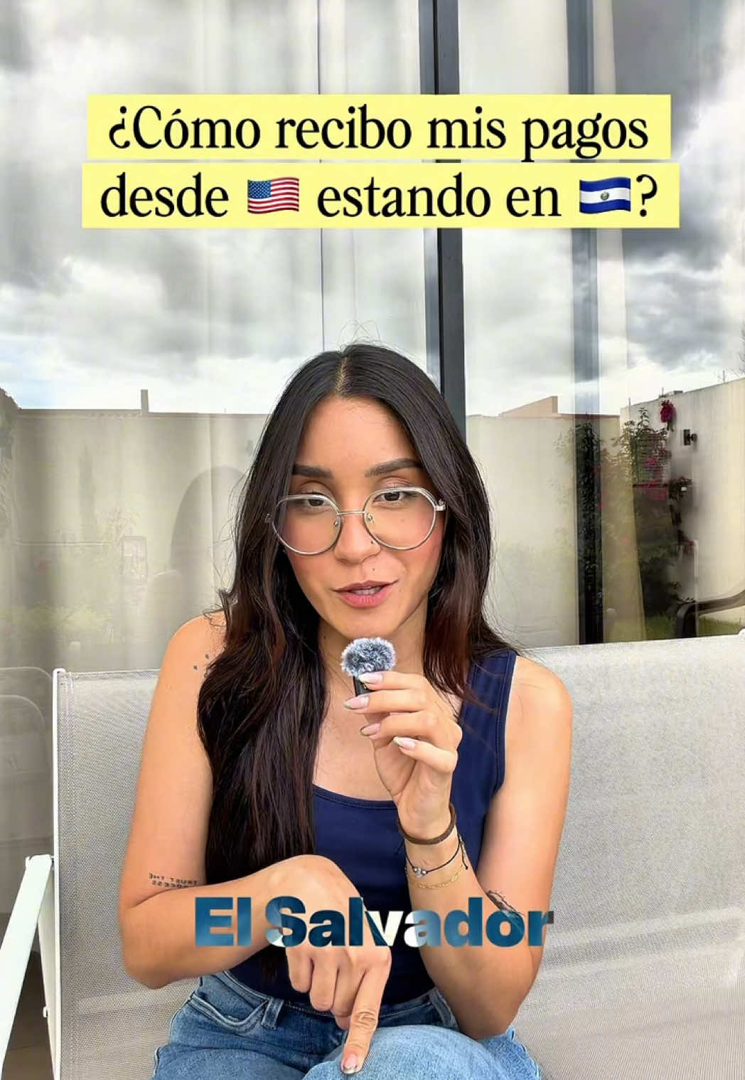 respondiendo preguntas que me hacen seguido sobre mi trabajo 👀✨ Gracias a la vida que existe @UGLYCASH y puedo usar mi dinero sin pagar un montón en comisiones 🫵🏻 #trabajoremoto #homeoffice #freelance #elsalvador #estadosunidos 