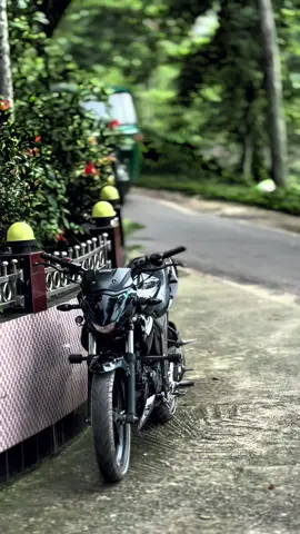 🥲🥹#foryou #trending #gixxermonotone #fyp #x_limon_x 