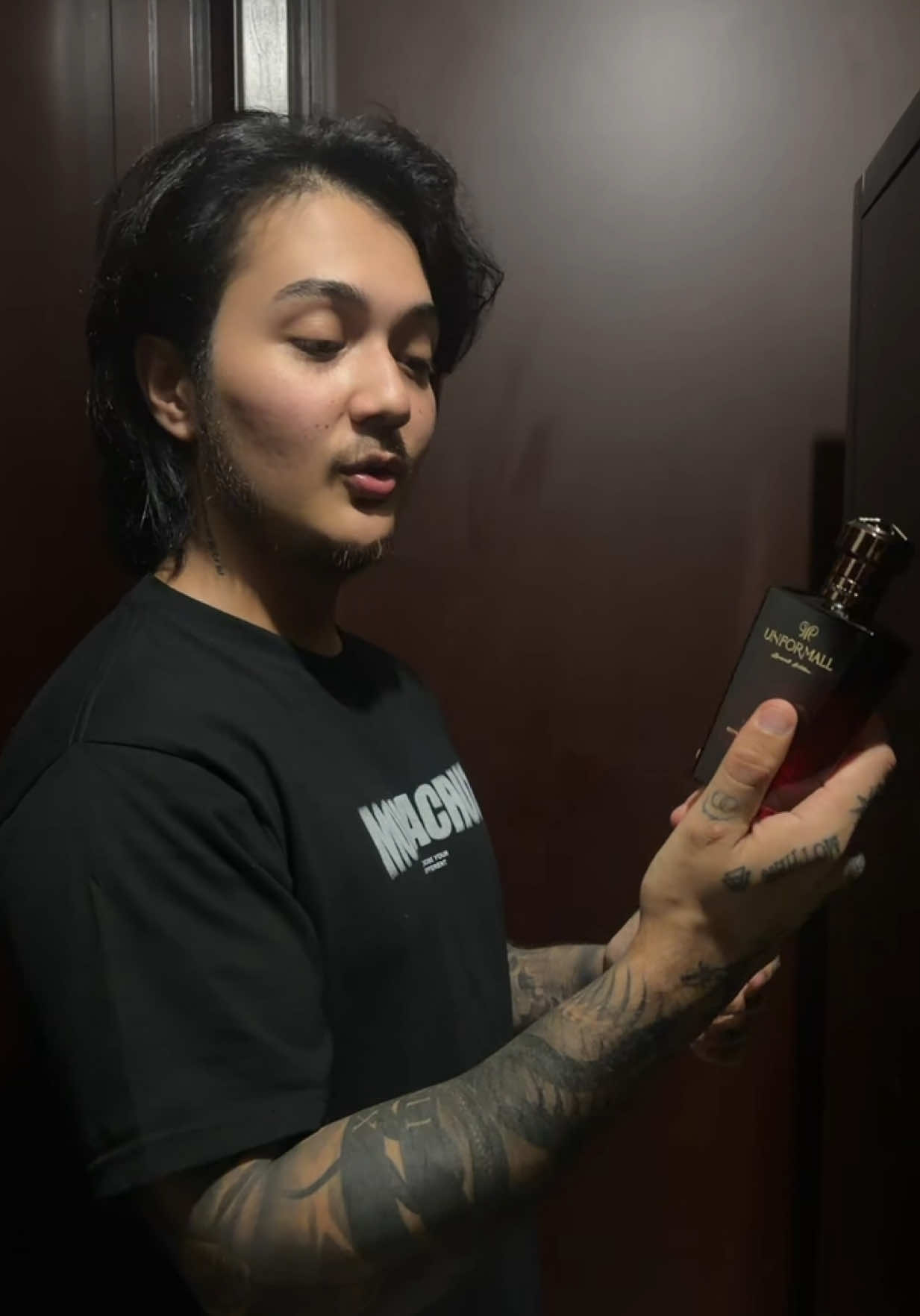 Replying to @𝓜𝓪𝓼 𝓐 Nih untuk stok kaos nya terbatas yaa, gass 🤟