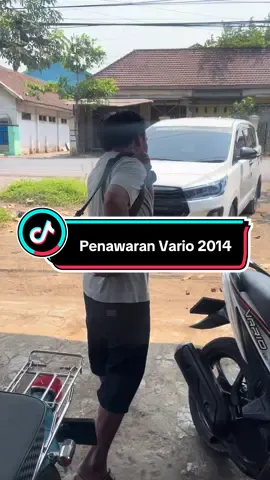 Penawaran Vario 2014