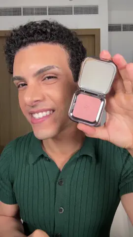 Everyone go follow @SALLY💌 and say thank you for putting us on to this blush ☺️  #kimomilano powder blush in 06  #blush #makeup #كيكو #بلشر 