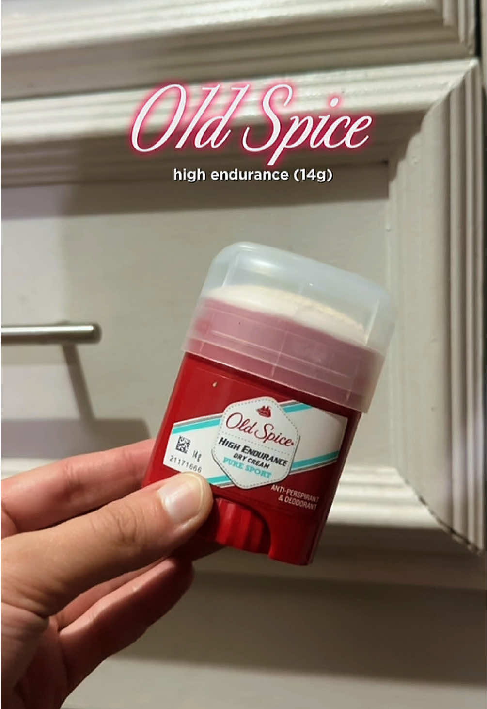 confident buong araw with Old Spice High Endurance, upgrade your hygiene routine right now!  #oldspice #deodorant #freshness #tiktokshop #foryou 
