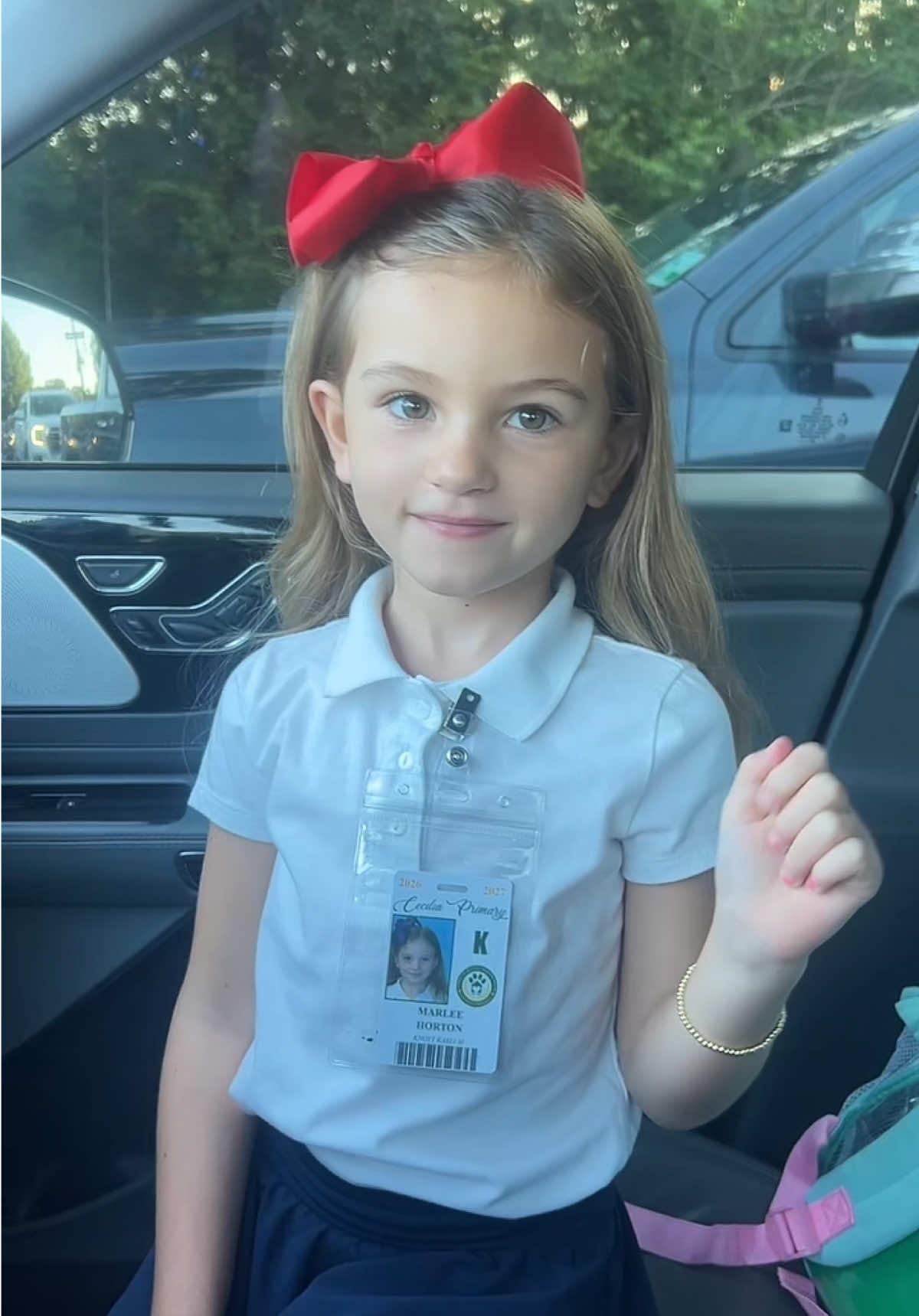 Sis got all the attitude this morning 🤭🤭  #fyp #humor #carline #schooltiktok #trending  @Monroe Horton 