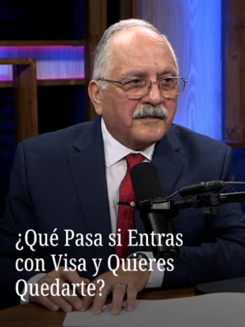 ¿Puedes obtener un estatus permanente si entraste a Estados Unidos con una visa de turista o de negocios? Entrar legalmente al país no significa que puedas cambiar automáticamente tu estatus migratorio. La intención que tenías al momento de ingresar y el momento en que presentas una solicitud pueden ser determinantes. Solicitar un cambio de estatus poco después de entrar puede generar dudas sobre si realmente ingresaste como turista o si desde el principio tenías la intención de quedarte. Además, las autoridades están poniendo mayor atención a la intención de quienes solicitan visas y a la información que proporcionan durante el proceso. #nmásunivision #hablemosdeinmigración #podcast #migración
