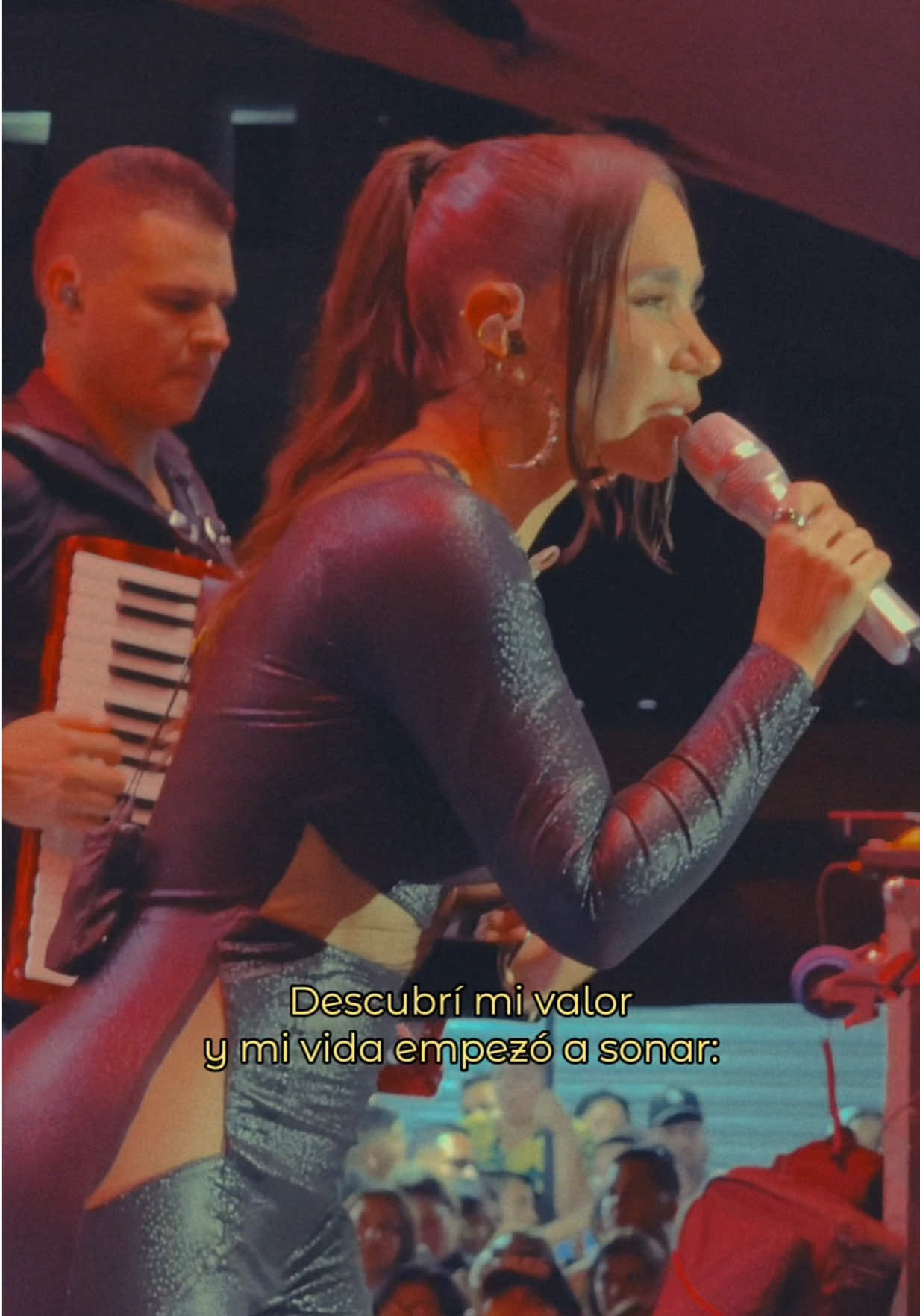 No hay otra manera de cantar esta canción… o si? #M#MiMomentoMasHumildeP#PaolaJarap#paradedicara#autoestimavalorense 