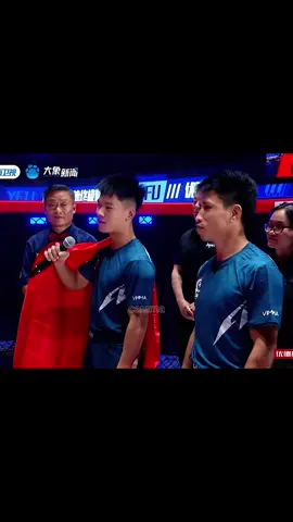 “Cả thằng này nữa.Béo phì” màn faceoff căng đét của HTT&VTT trước 2 đối thủ China 👊#yfu96#mma#lionchampionship#mmaduo#xh