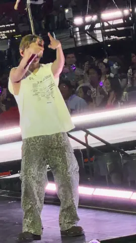 BTS NO, Foxborough D2 V and J-Hope #bts #btsarmy #v #jhope #no 