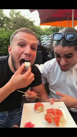 watch closely 👀👌  best magic tricks 😱😱  #foryoupage #magictrick #fyp #viralvideo #viral 