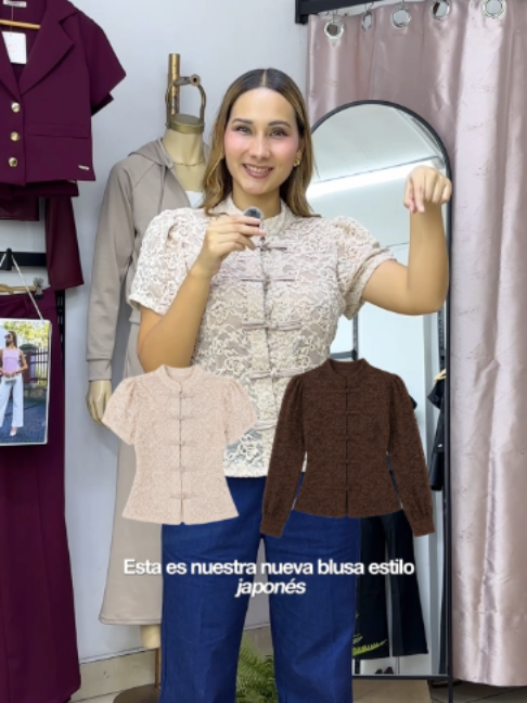 ¿Buscas una blusa que combine con todo pero que tenga un toque especial? 👀✨ Te presentamos la Blusa Napoleon. 🌸 Tenemos opciones en encaje y popelina lisa, desde la talla XS hasta la L. Encuéntralos en💫 📍 Jr. Gamarra 1043 ,2do piso tienda 33-34 | Centro Comecial YA 📍Showroom: Av. México 1665 (Cruce con Av. Aviación). #blusas #estilojapones #OOTD #modafemenina #gamarra
