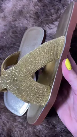 Rasteira viralizada  #rasteirinhas #flatshoes #rasteirinhasdeluxo 