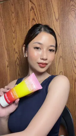 super lightweight lang and nakaka tone up talagaaa #FivegrainPH #bodycream #daybodycream #whiteningcream 
