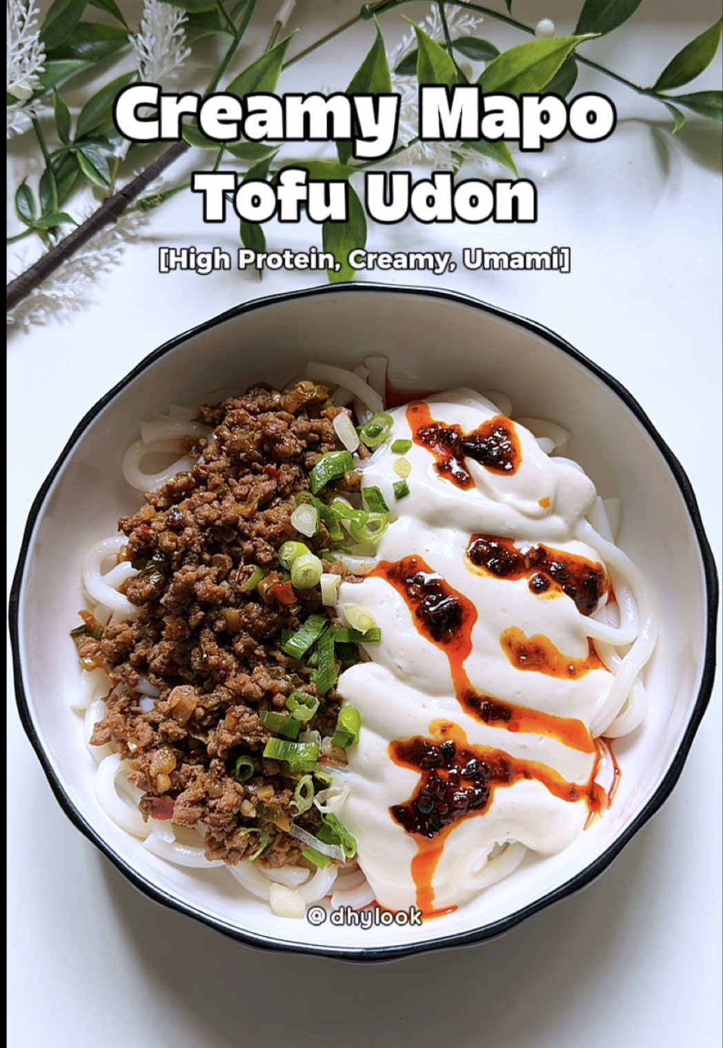 Creamy Mapo Tofu Udon✨ Ternyata bikin saus yang creamy sekarang bisa pake Tofu. Lebih healthy dan tinggi protein. Rasanya beneran creamy, pedas, umami, dan unik. Kalo penasaran wajib kamu coba.  Resep: ✨Subtitusi Saus Doubanjiang: - 1 sdt Tauco (Haluskan) - 1 sdt Sambal (Pedas) ✨Tumisan: - Sedikit Minyak - 2 siung Bawang Putih (Cincang) - Segenggam Daun Bawang - 250g Daging Cincang - 1 sdm Saus Doubanjiang - 1 sdm Saus Tiram - 1 sdt Chili Oil - 1 sdt Bubuk Cabai - 1 sdt Kecap Asin - 1 sdt Minyak Wijen - 1/2 sdt Garam - 1/2 sdt Lada - 1 sdt Gula - Secukupnya Air  Note: kalo ga mau ribet bisa langsung beli saus doubanjiang di online shop atau supermarket besar ✨Saus Creamy: - 200g or 1/2 Kotak Silken Tofu - 1 sdm Selai Kacang - Sejumput Garam Note: Blender Hingga Halus ✨Toping: Daun Bawang + Chili Oil #CreamyMapoTofuUdon #CreamyUdonSilkenTofu