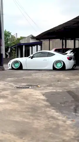 අම්මා ලස්සනයි නේහ් 😄🤍  @🎀✨️ #60000kviews#srilanka#toyota#camber