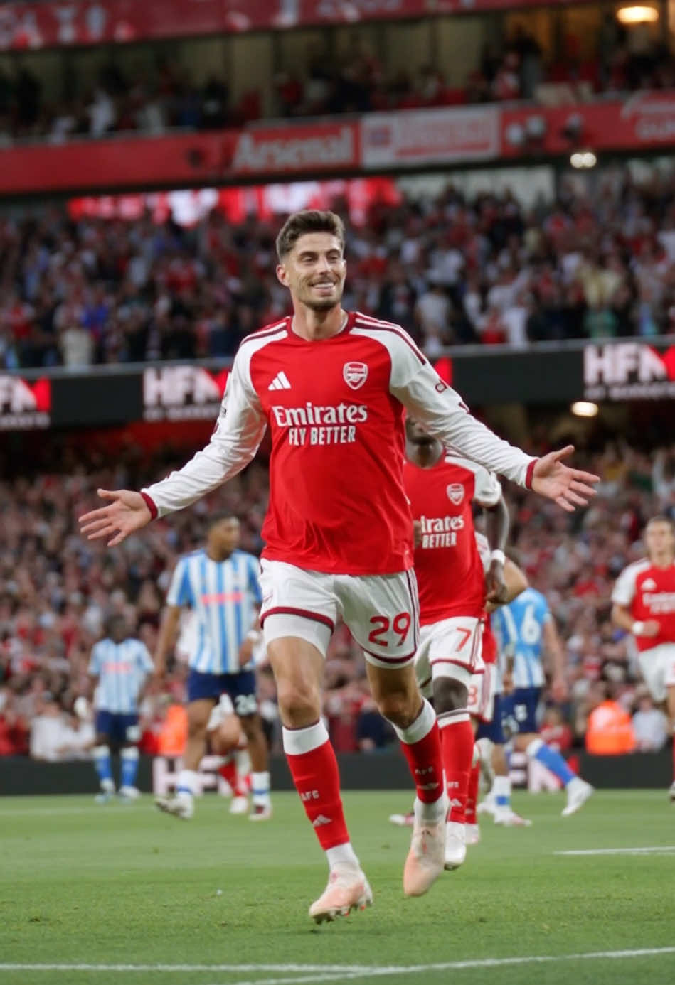 BACK LIKE WE NEVER LEFT. #arsenal 