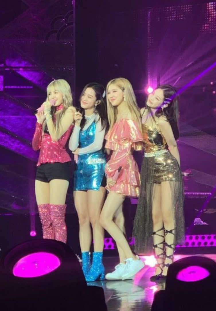 in your area | kuala lumpur | 190223 #blackpink #lisa 