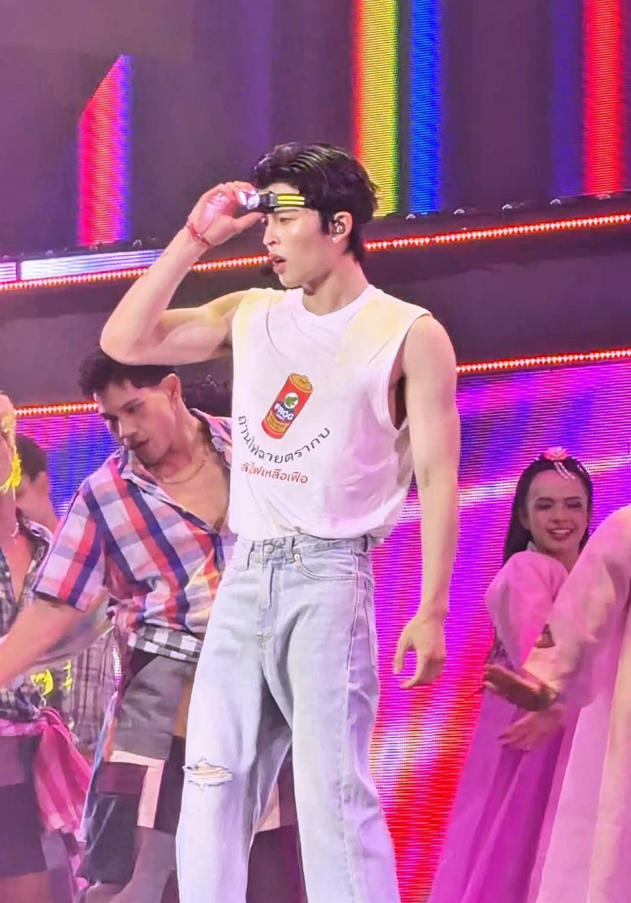 [FULL] สาวเกาหลี ผู้บ่าวหน้าฮ้านจัดเต็มมาก ทั้งร้องทั้งเต้นทั้งอินเนอร์ 10 10 10👏🏻👏🏻👏🏻 @ppnaravit  #PondPhuwinConcertD1 #ppnaravit #pondnaravit #ปอนด์ณราวิชญ์ 