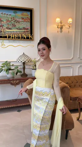 ကျက်သရေရှိသောငုဝါရောင်ပွဲတက်လေး 🥰#မြန်မာဝတ်စုံဒီဇိုင်းများ #designertheinkhtethtetaung #readytowear #ပွဲတက်ဝတ်စုံချူပ်ပုံလေးများ #weddingseason @ရွှေပိုးချည် ပိုးထည်ချည်ထည် 