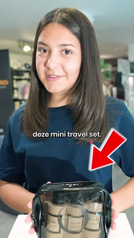 Onze Repair travel set redt je beschadigde haar op vakantie (en nu tijdelijk met gratis tasje). ✈️