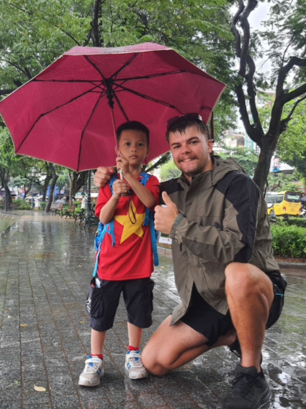 🇻🇳 Vừa Nhắc Đến “Meat Pie”, Bé 6 Tuổi Làm Tây Úc Phải Thốt Lên: “LEGEND!” 🇦🇺 🇻🇳 He Said “Meat Pie”… and the Aussie Called Him a “LEGEND!” 🇦🇺 #trendingtiktok #EnglishConversation #englishkids #Mebim3con #DongHanhCungConMoiNgay 